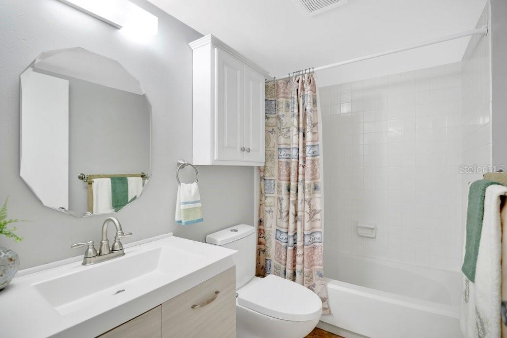 150 Wax Myrtle Woods Ct #9b Property Photo 23