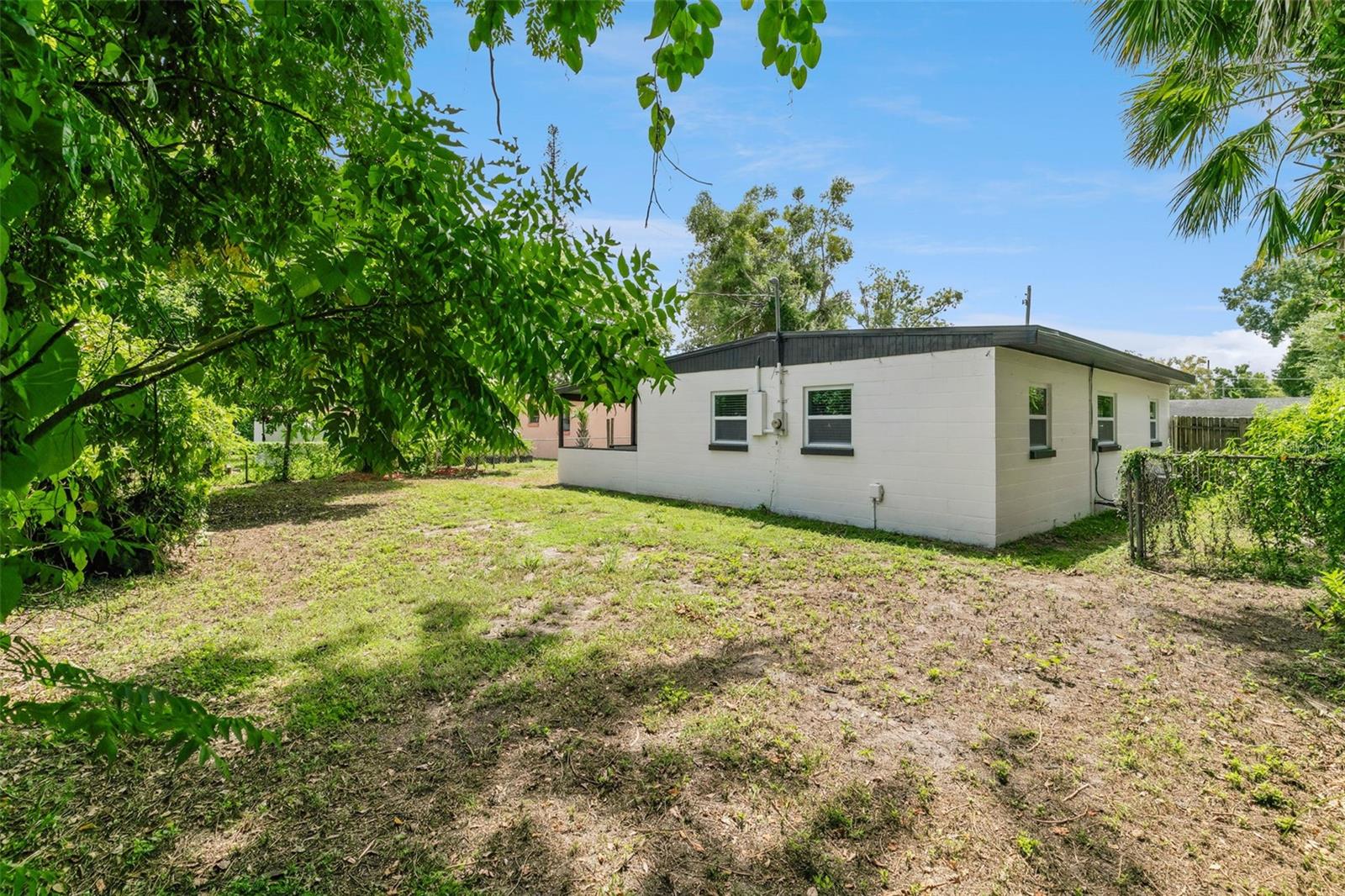 2821 W Amelia St Property Photo 25