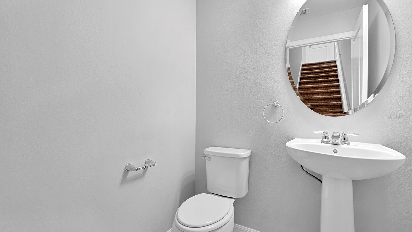 5044 Walker St Property Photo 11