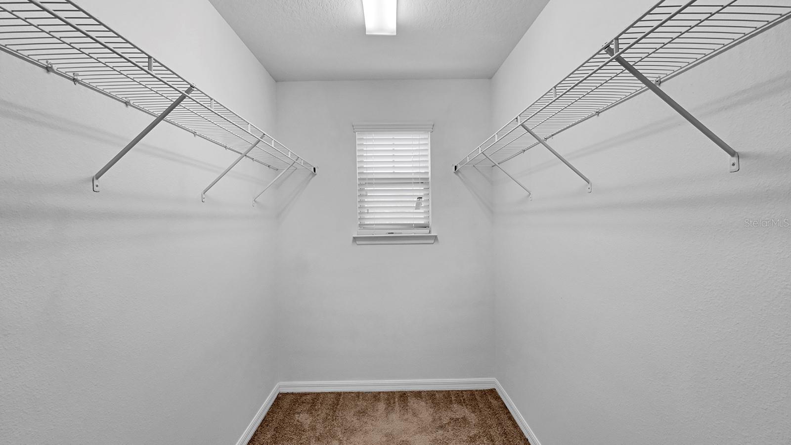 5044 Walker St Property Photo 14