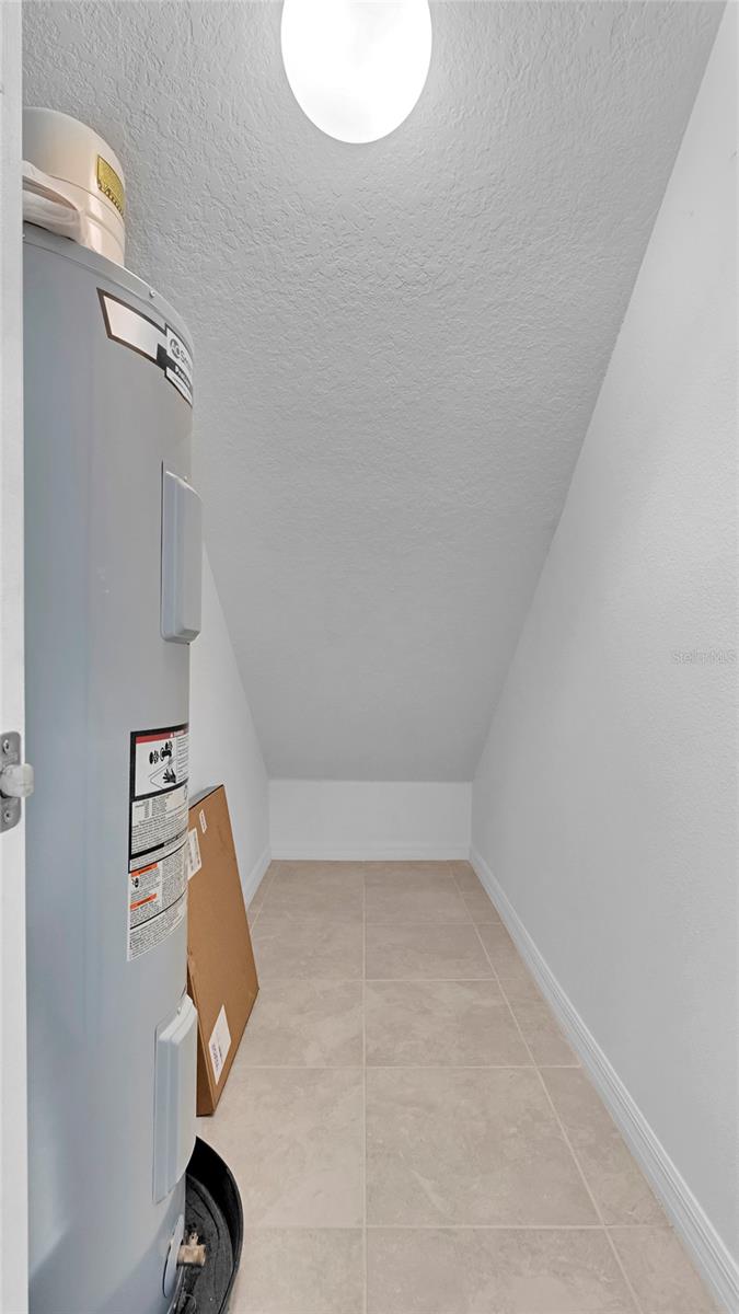 5044 Walker St Property Photo 20