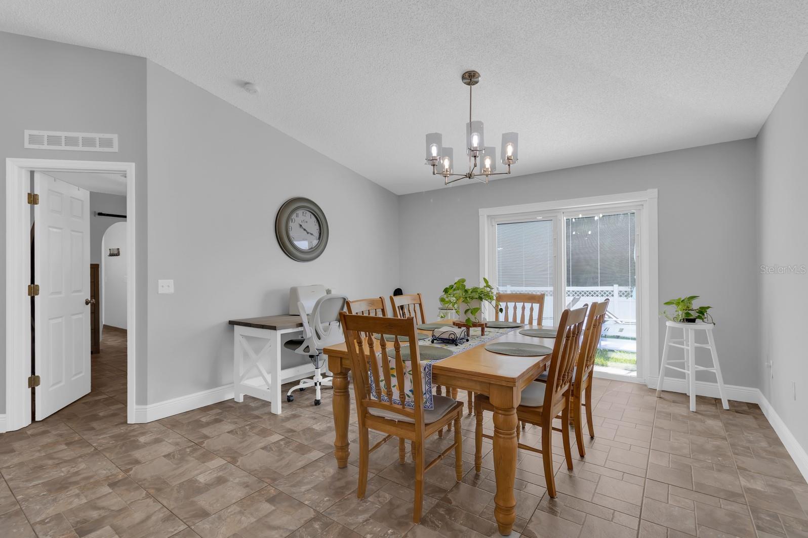 119 Crown Colony Way Property Photo 15