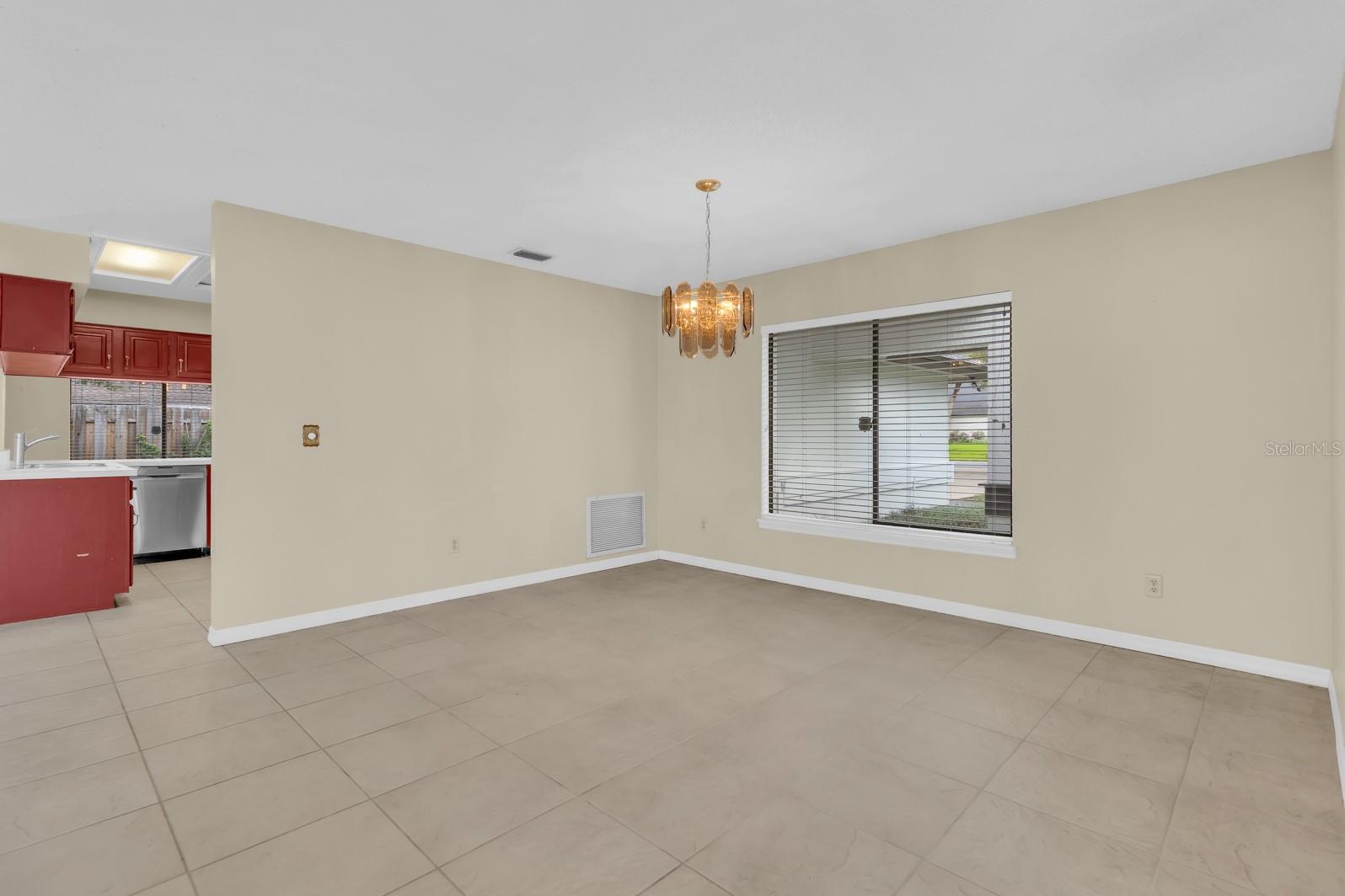 381 Haverlake Cir Property Photo 10