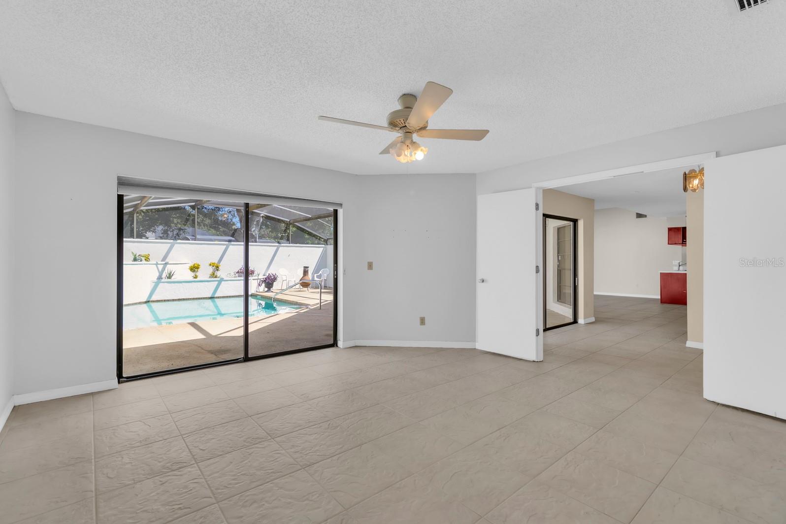 381 Haverlake Cir Property Photo 20