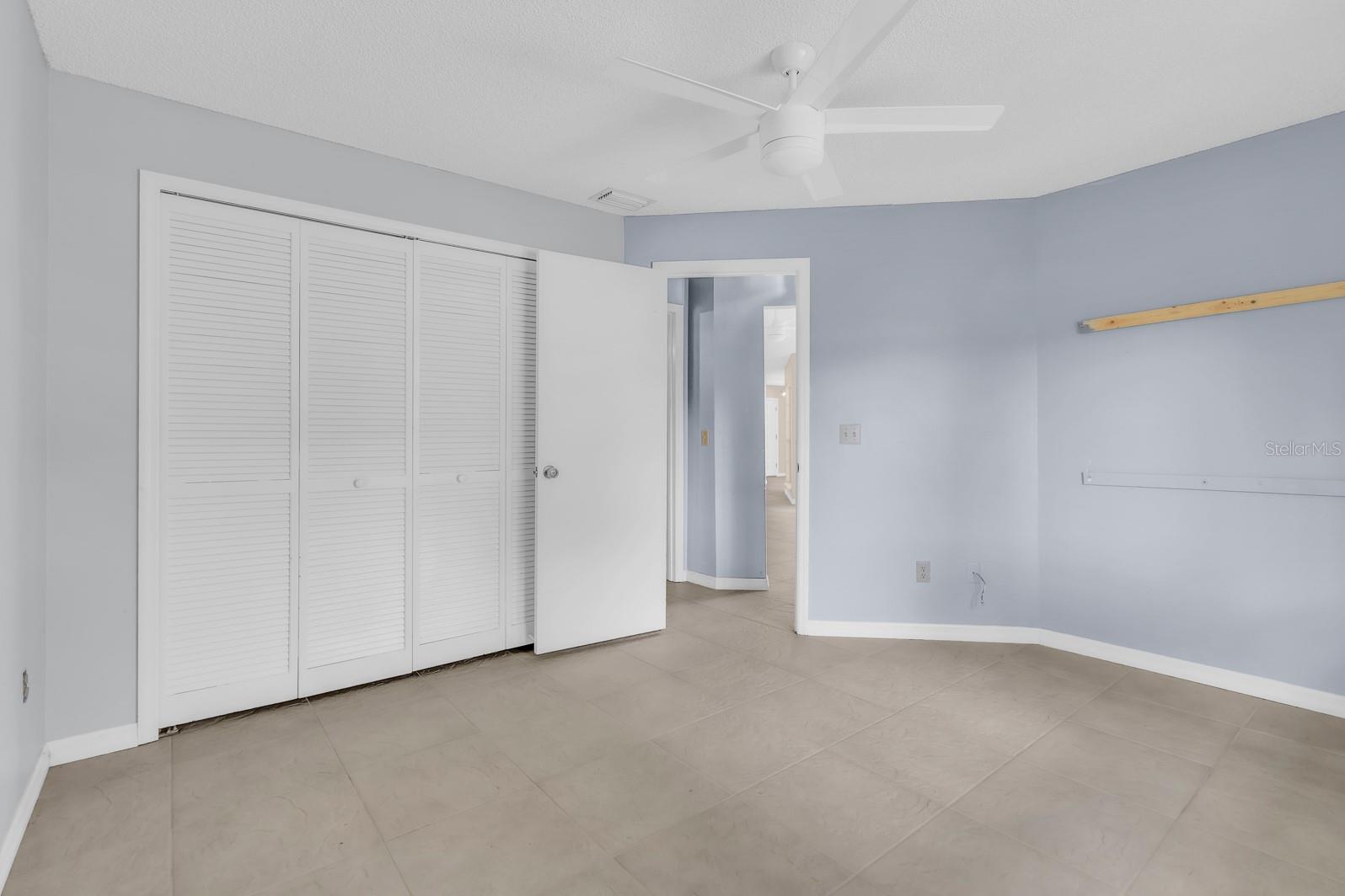 381 Haverlake Cir Property Photo 28