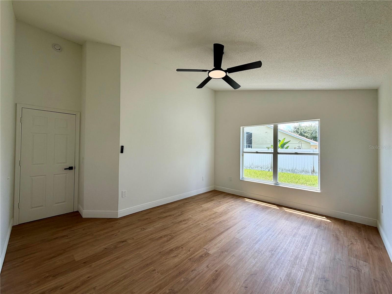 13548 Eyas Rd Property Photo 20