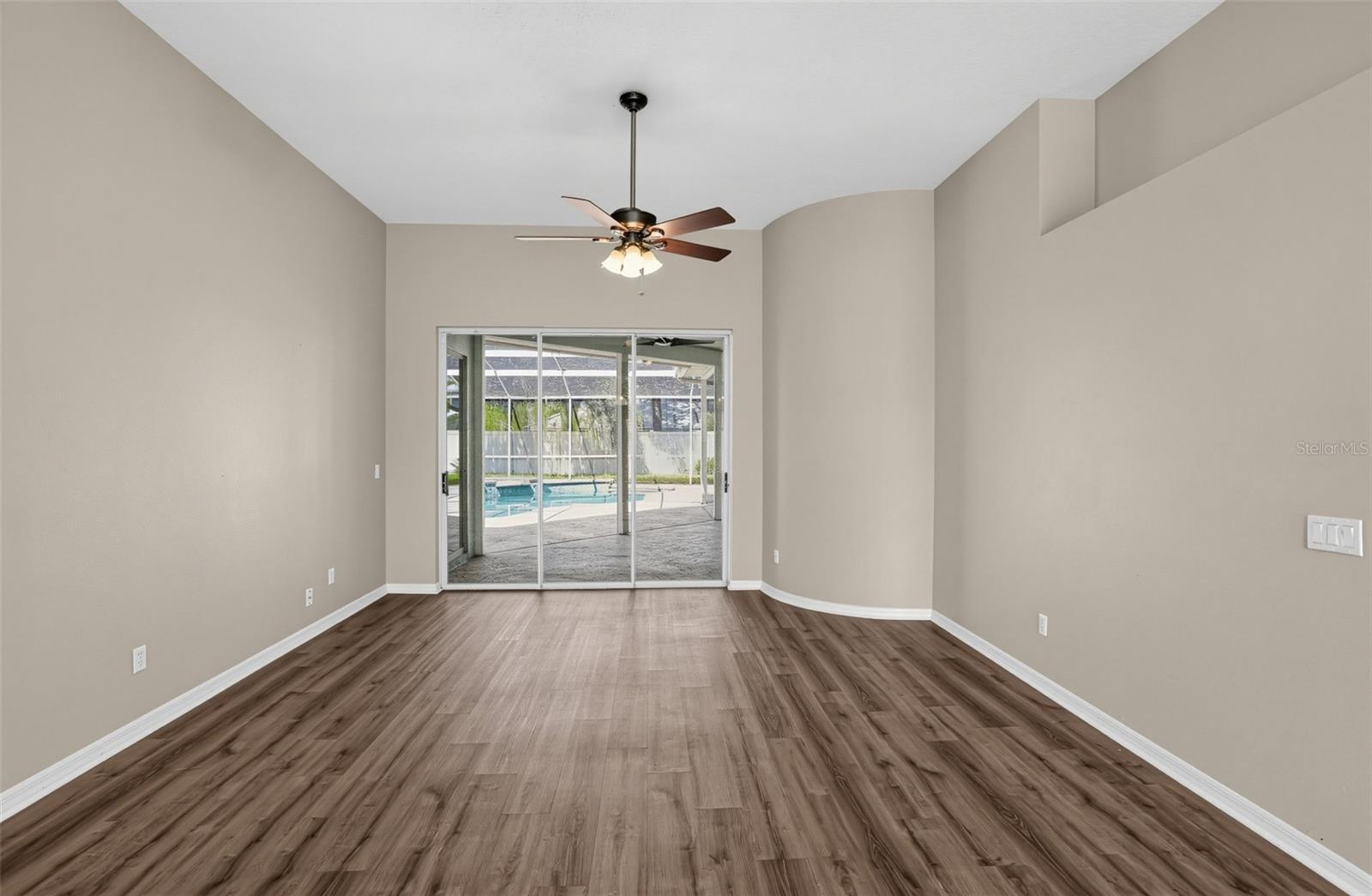 248 Huntridge Way Property Photo 10