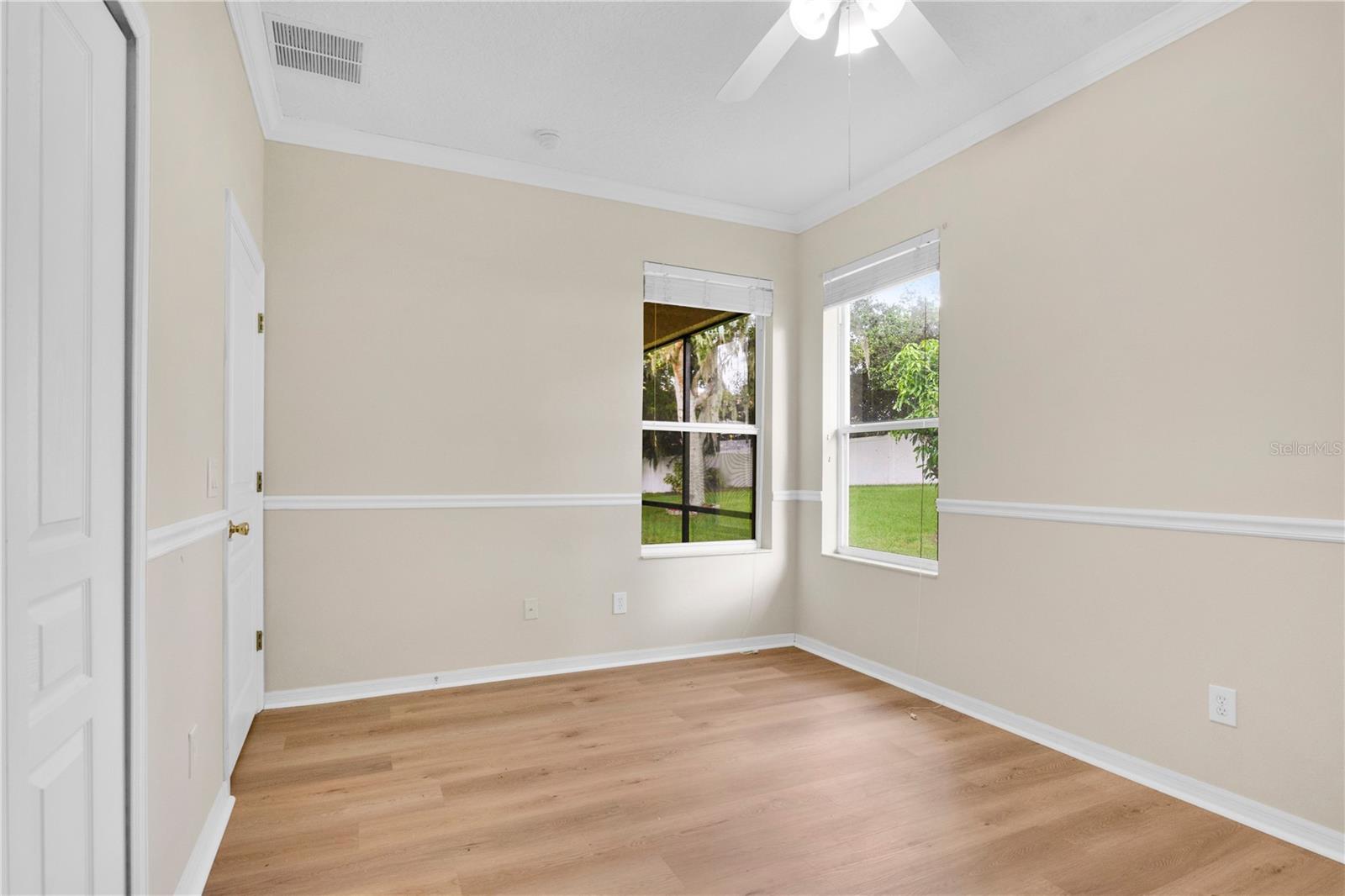 253 Beacon Pointe Dr Property Photo 22