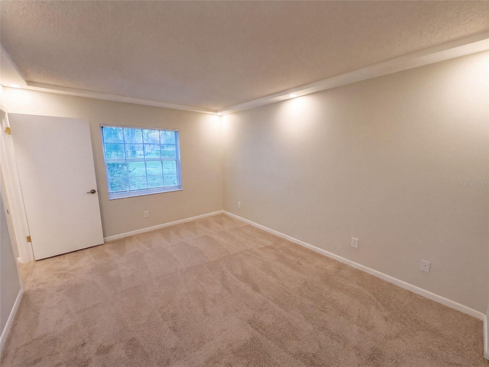 1465 Millstream Ln #104 Property Photo 8