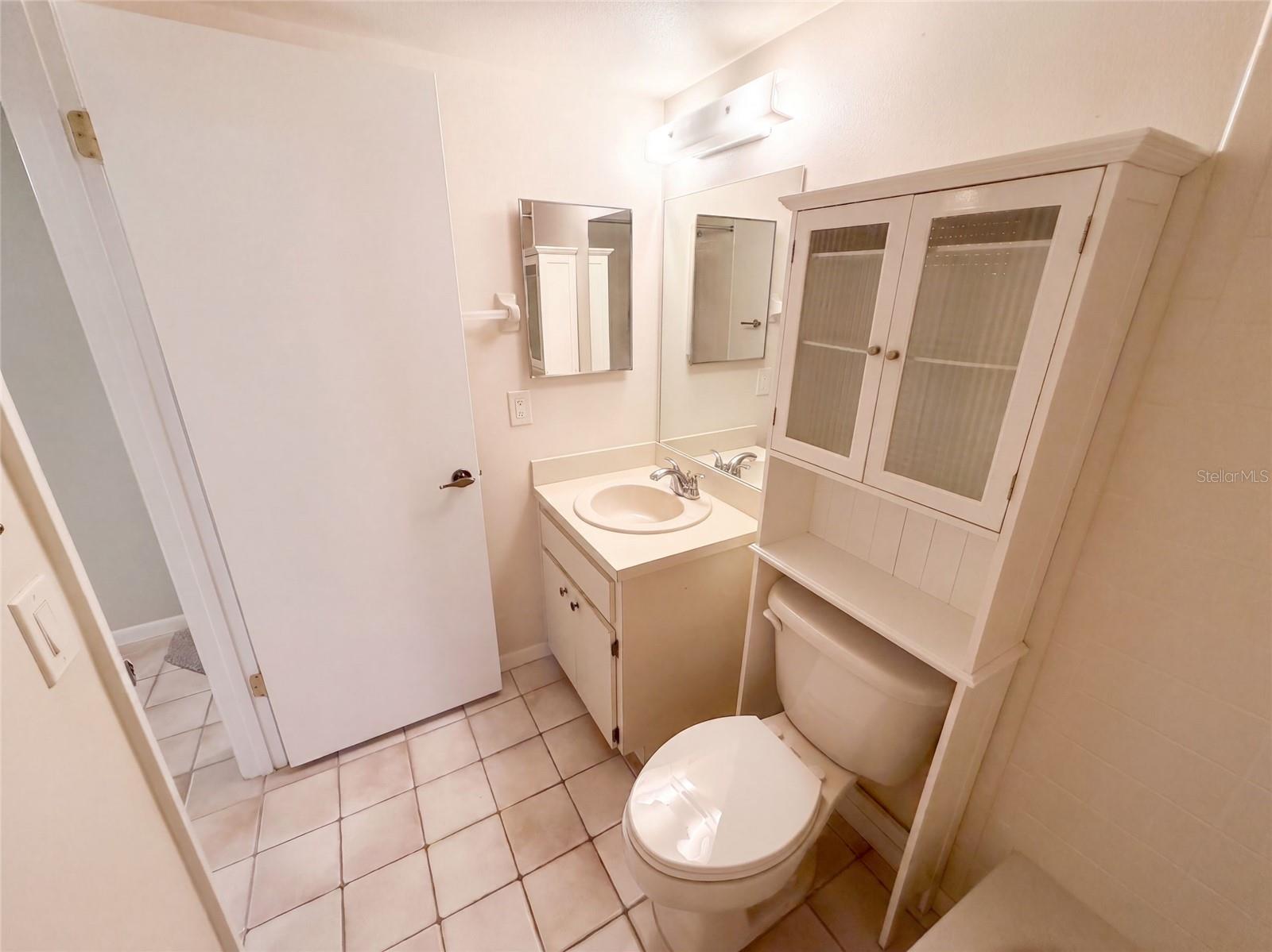 1465 Millstream Ln #104 Property Photo 13