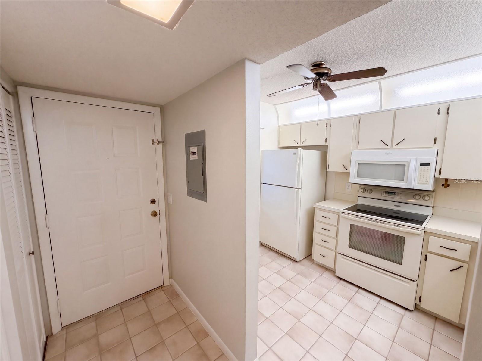 1465 Millstream Ln #104 Property Photo 17