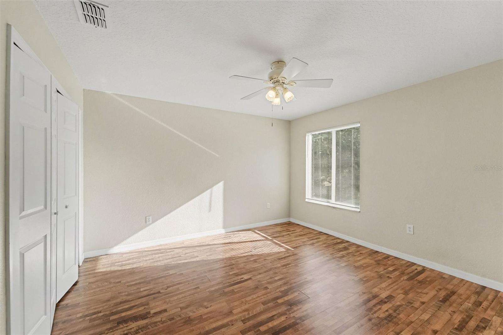19431 Sandy Springs Cir Property Photo 12