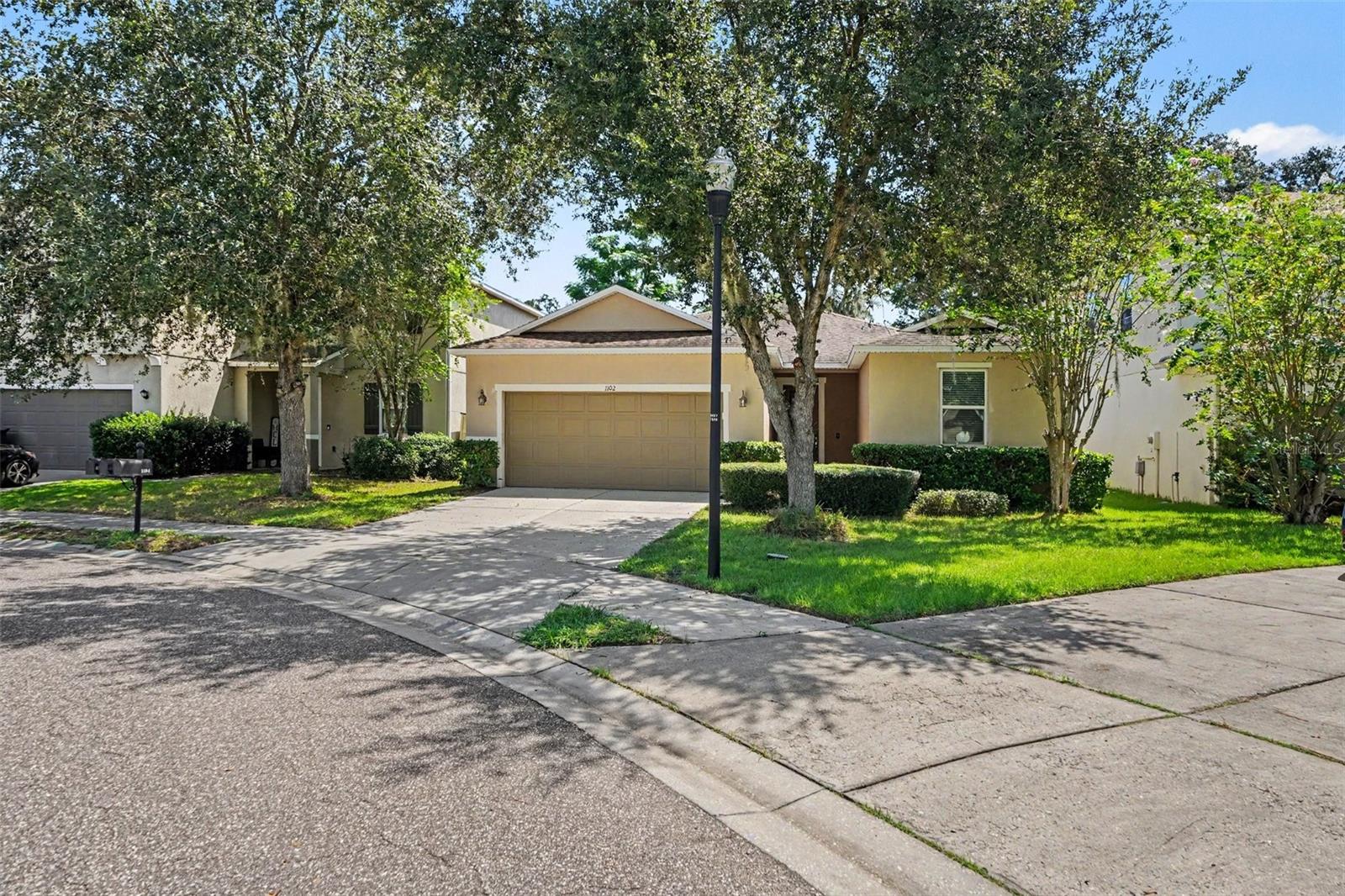 1102 Canyon Oaks Dr Property Photo 2