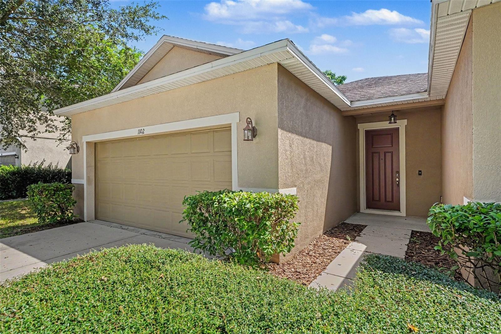 1102 Canyon Oaks Dr Property Photo 9