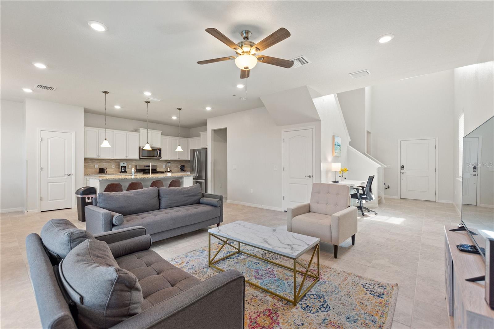 7384 Oakmoss Loop Property Photo 7