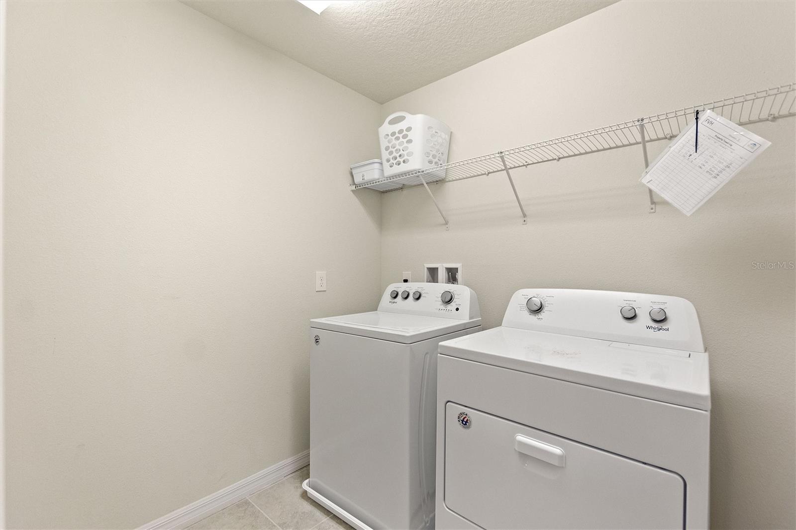 7384 Oakmoss Loop Property Photo 23