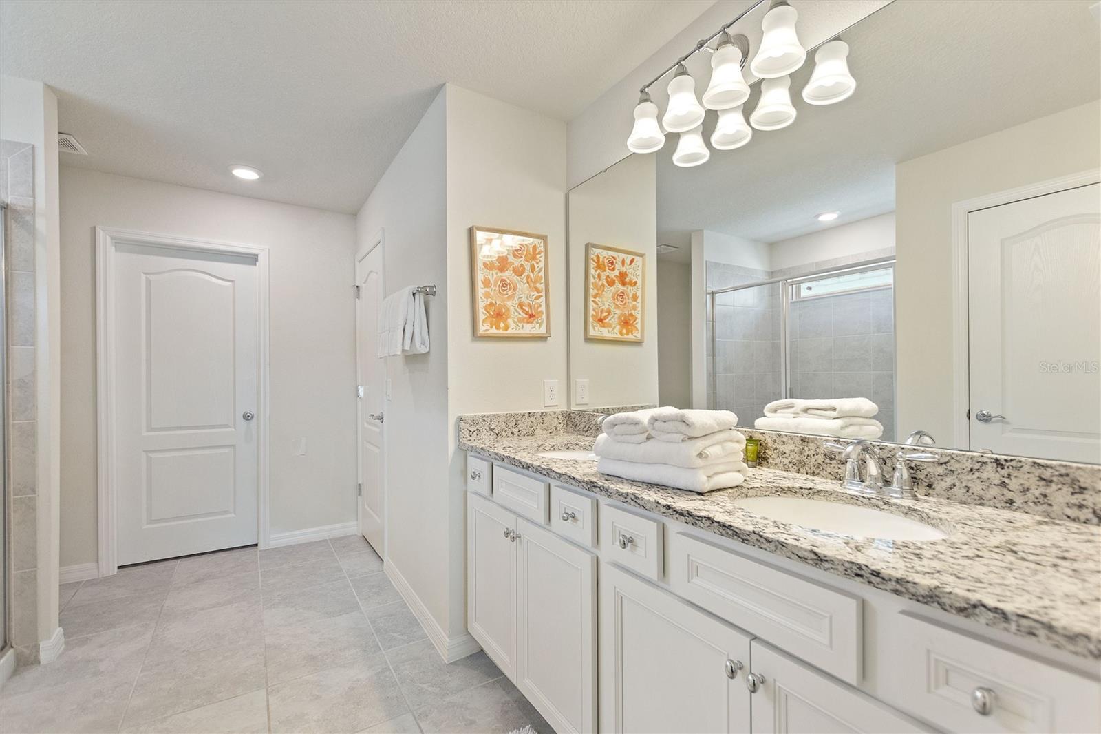 7384 Oakmoss Loop Property Photo 29
