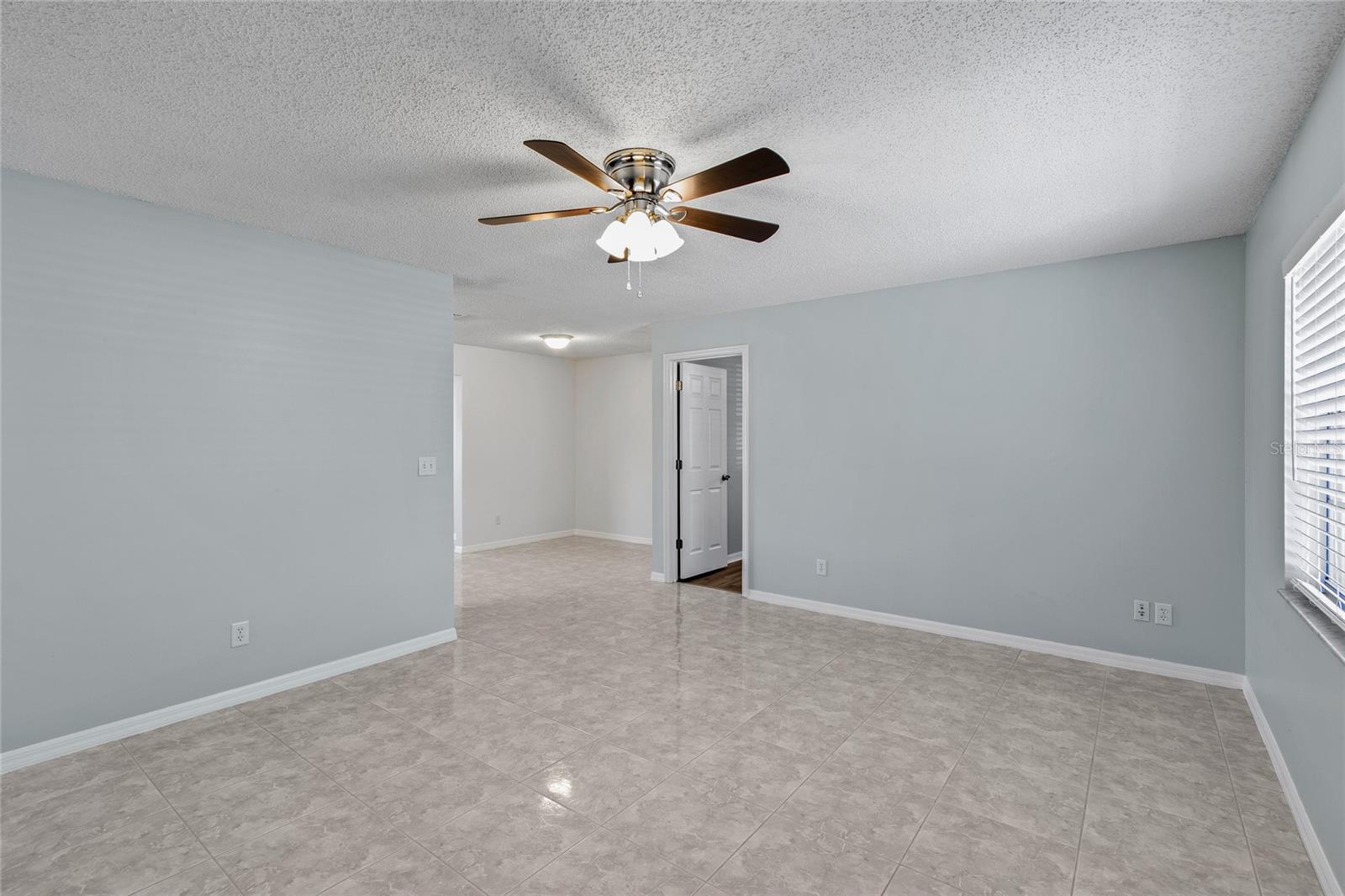 2711 N Dellwood Dr Property Photo 10