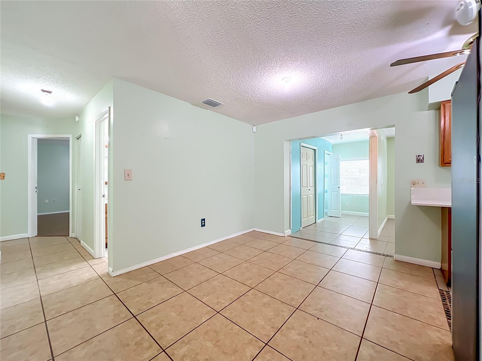 1118 Little Spring Hill Dr Property Photo 8