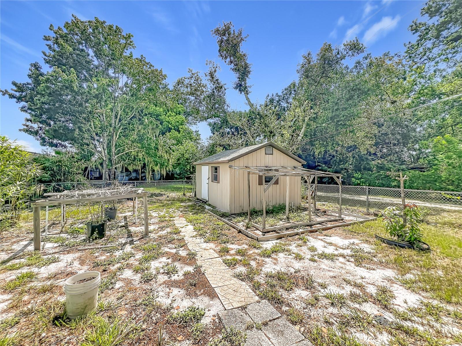1118 Little Spring Hill Dr Property Photo 41