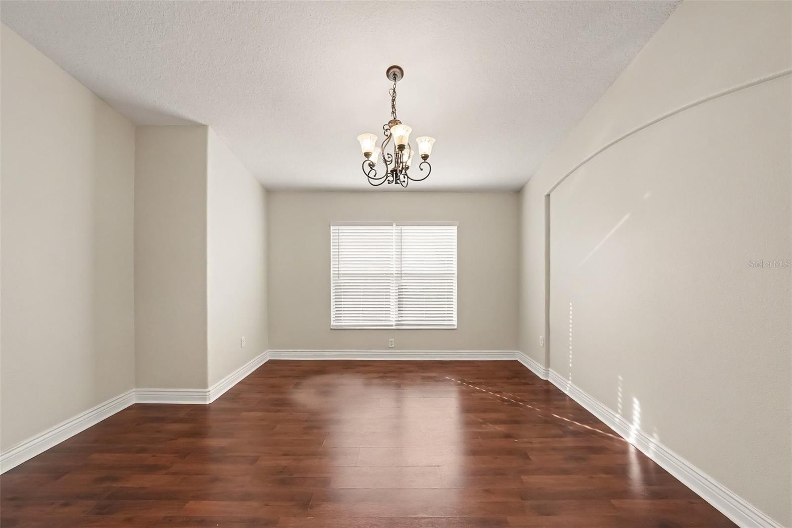 16312 Bridgecrossing Dr Property Photo 7