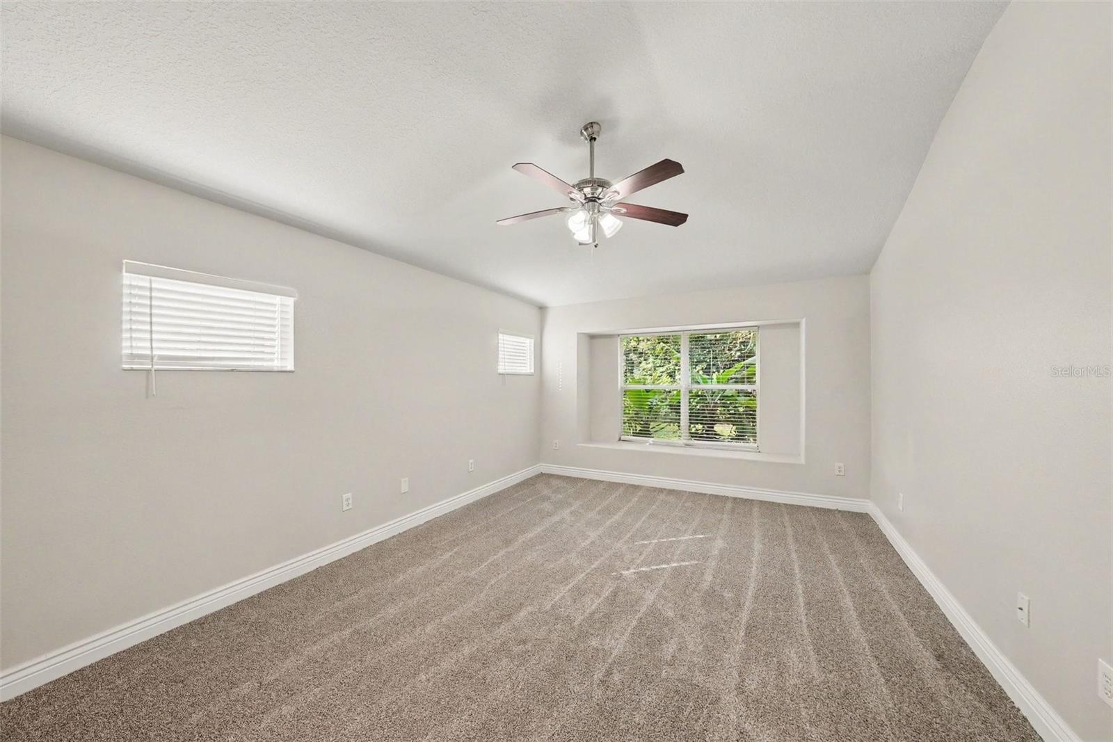 16312 Bridgecrossing Dr Property Photo 11