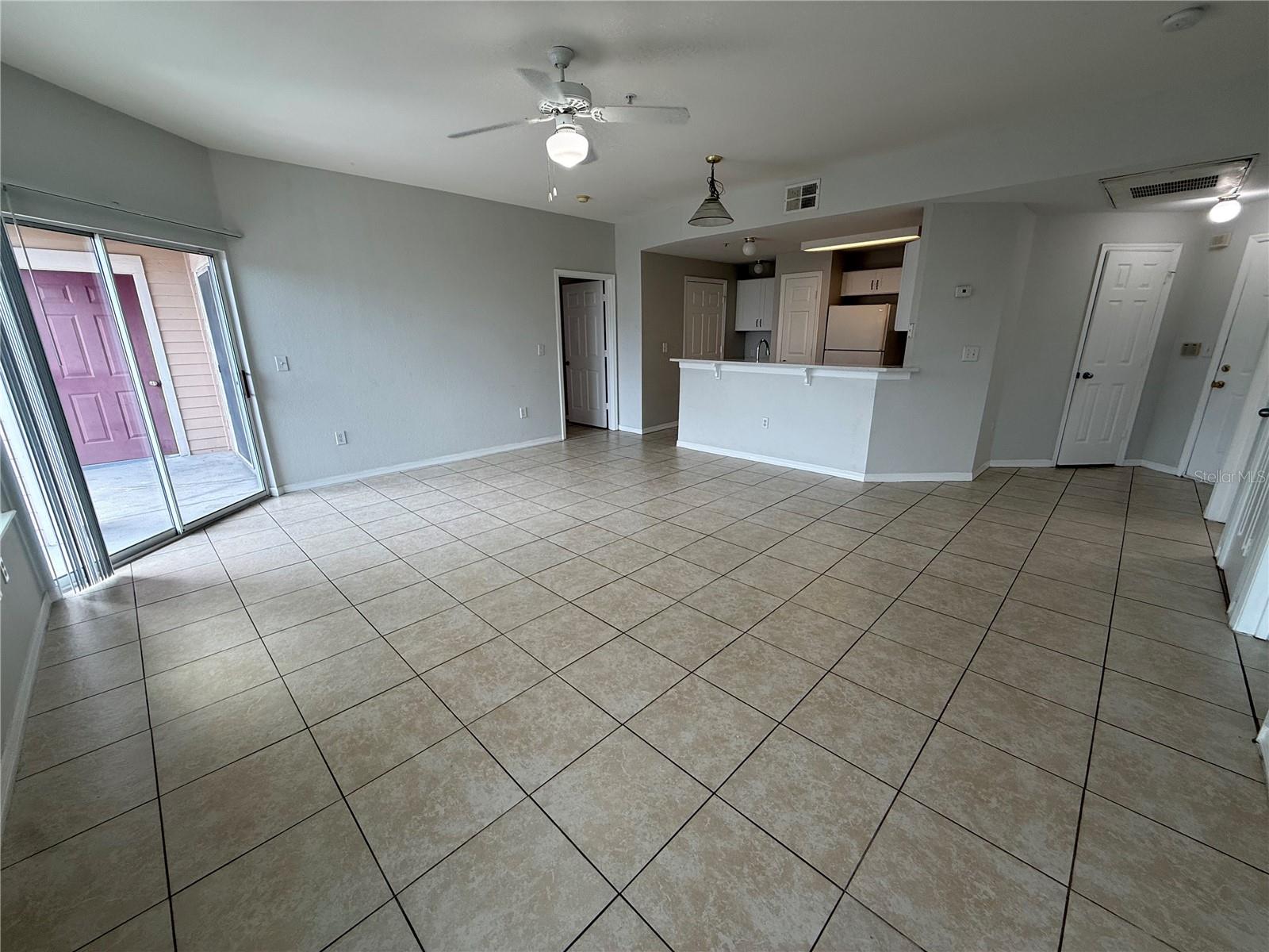 2000 Erving Cir #303 Property Photo 3