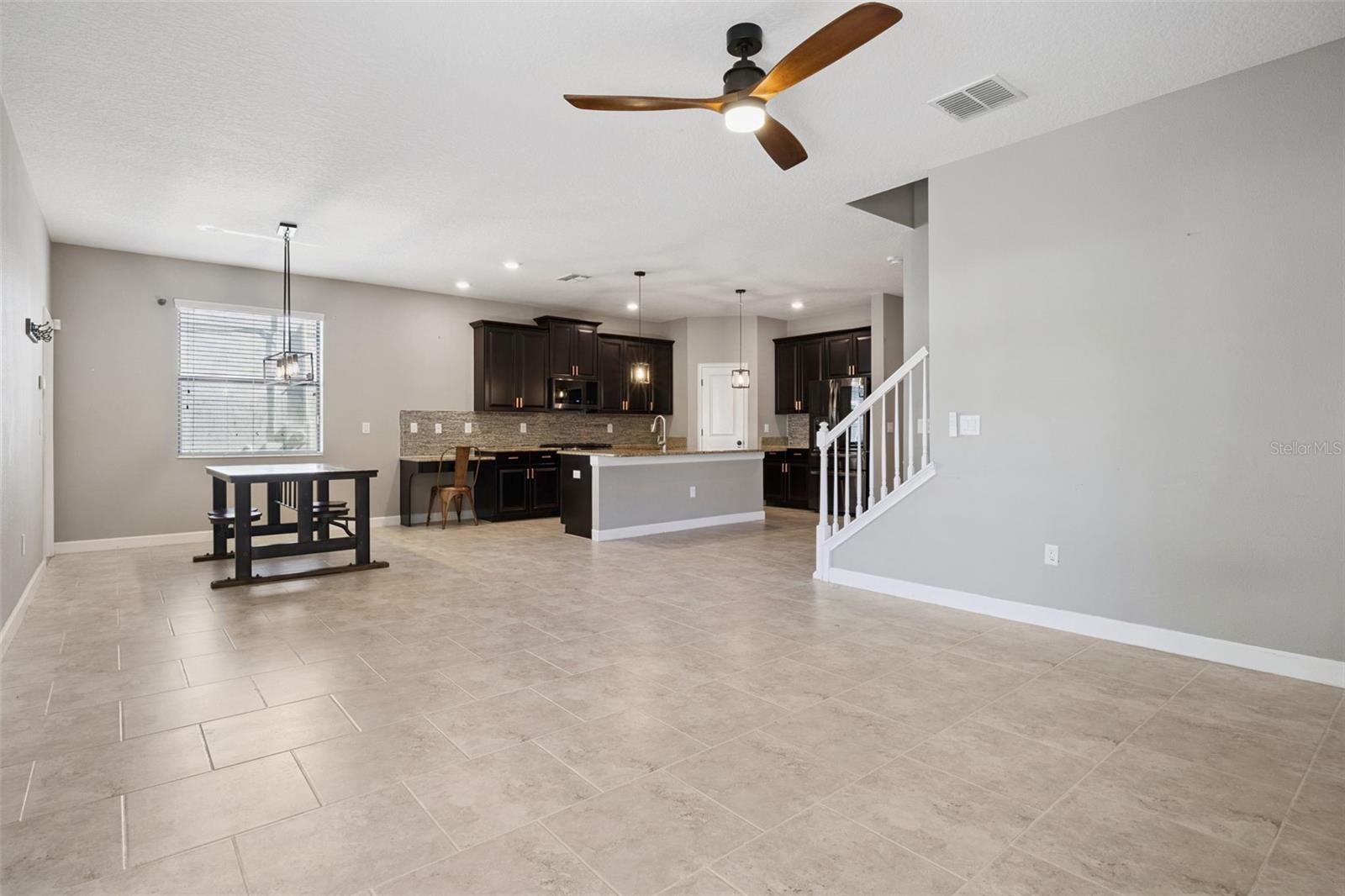 7618 Bluejack Oak Dr Property Photo 8