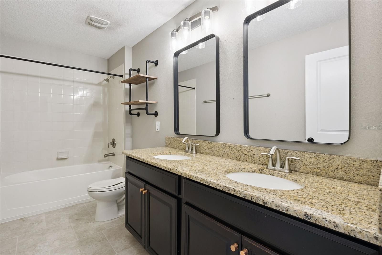 7618 Bluejack Oak Dr Property Photo 20