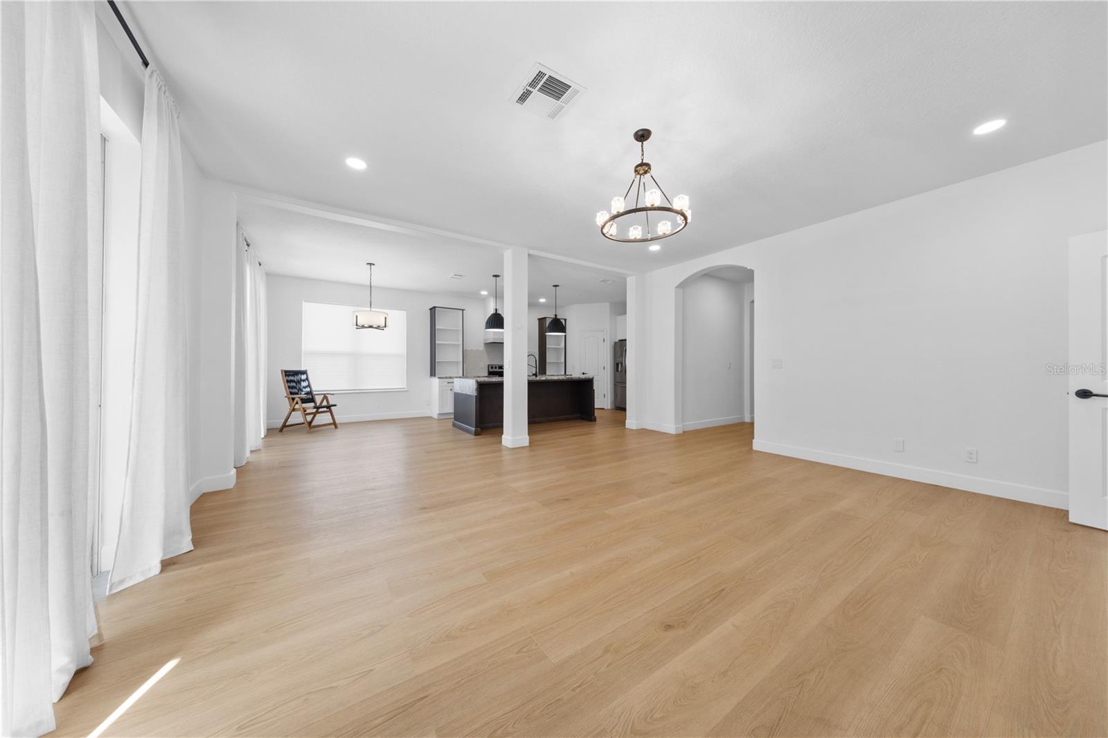 14424 Babylon Way Property Photo 15