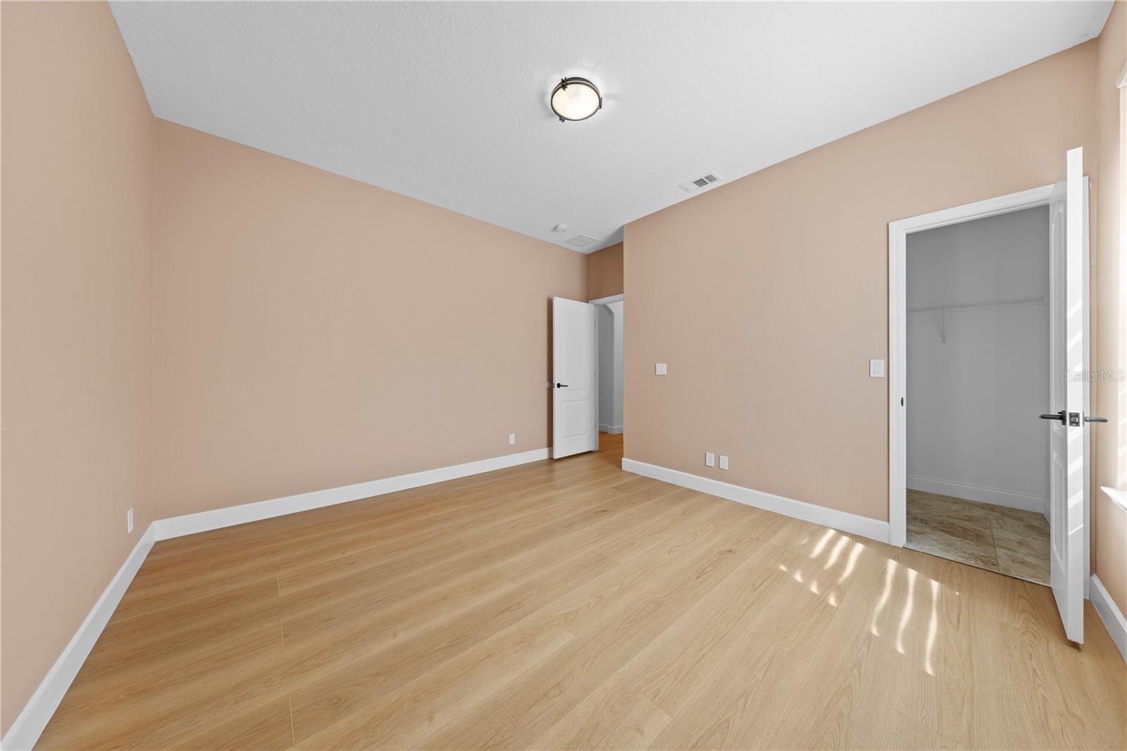 14424 Babylon Way Property Photo 46