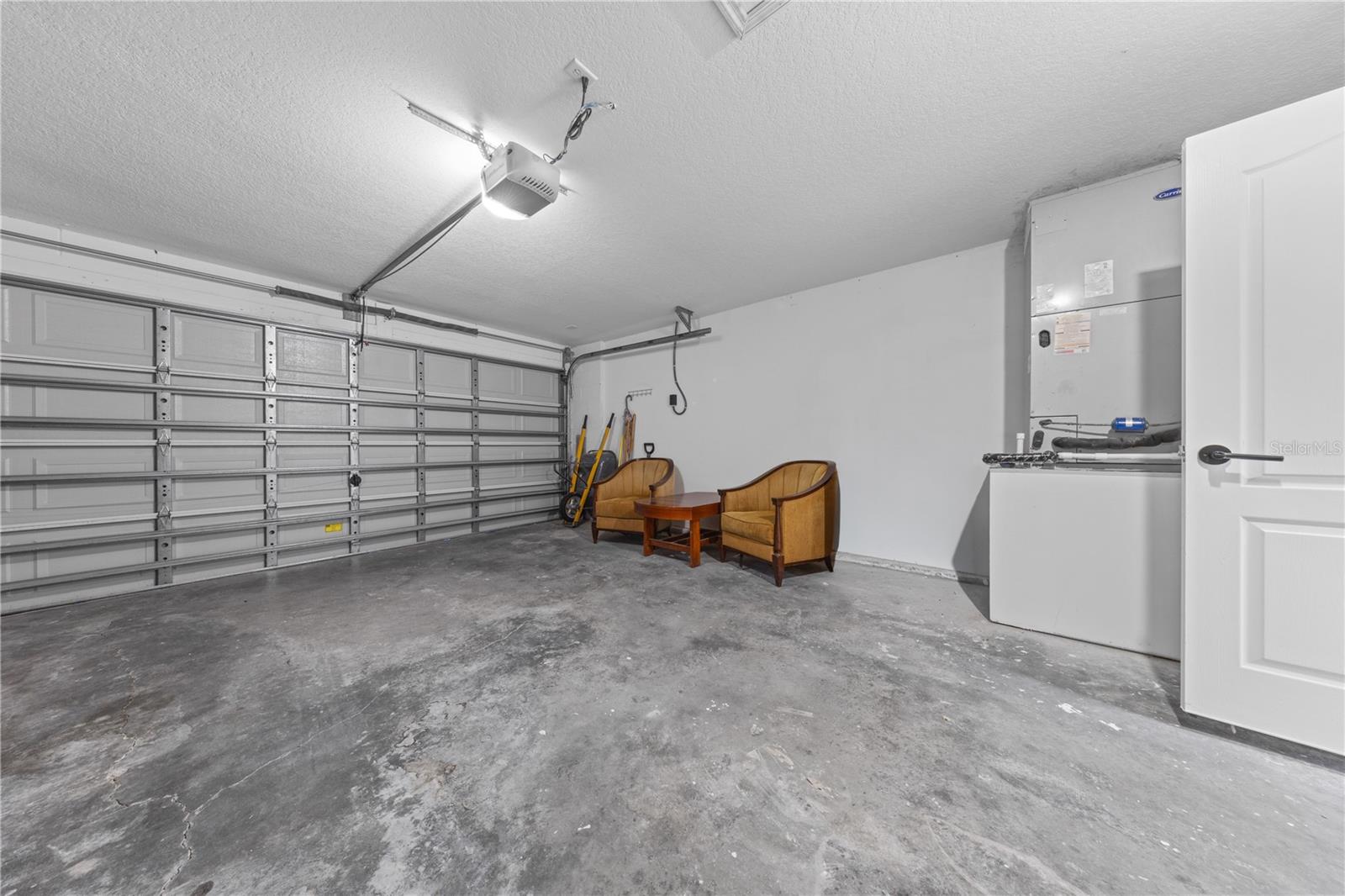 14424 Babylon Way Property Photo 55