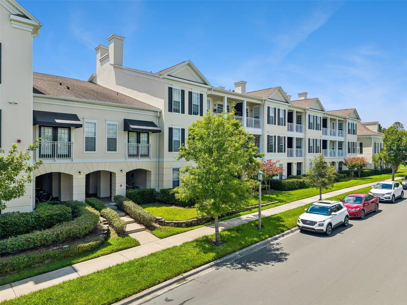 239 LONGVIEW AVE #311