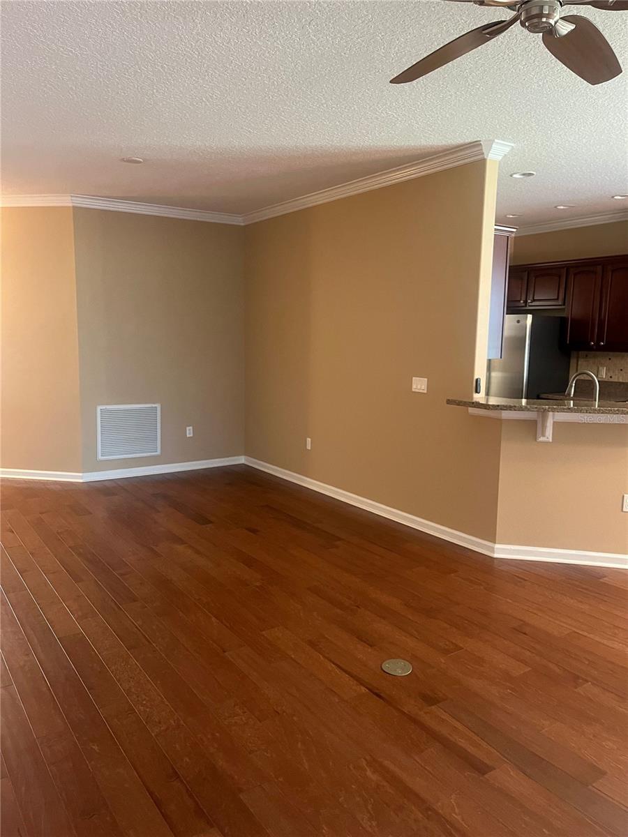 1385 Abbot Way Property Photo 7