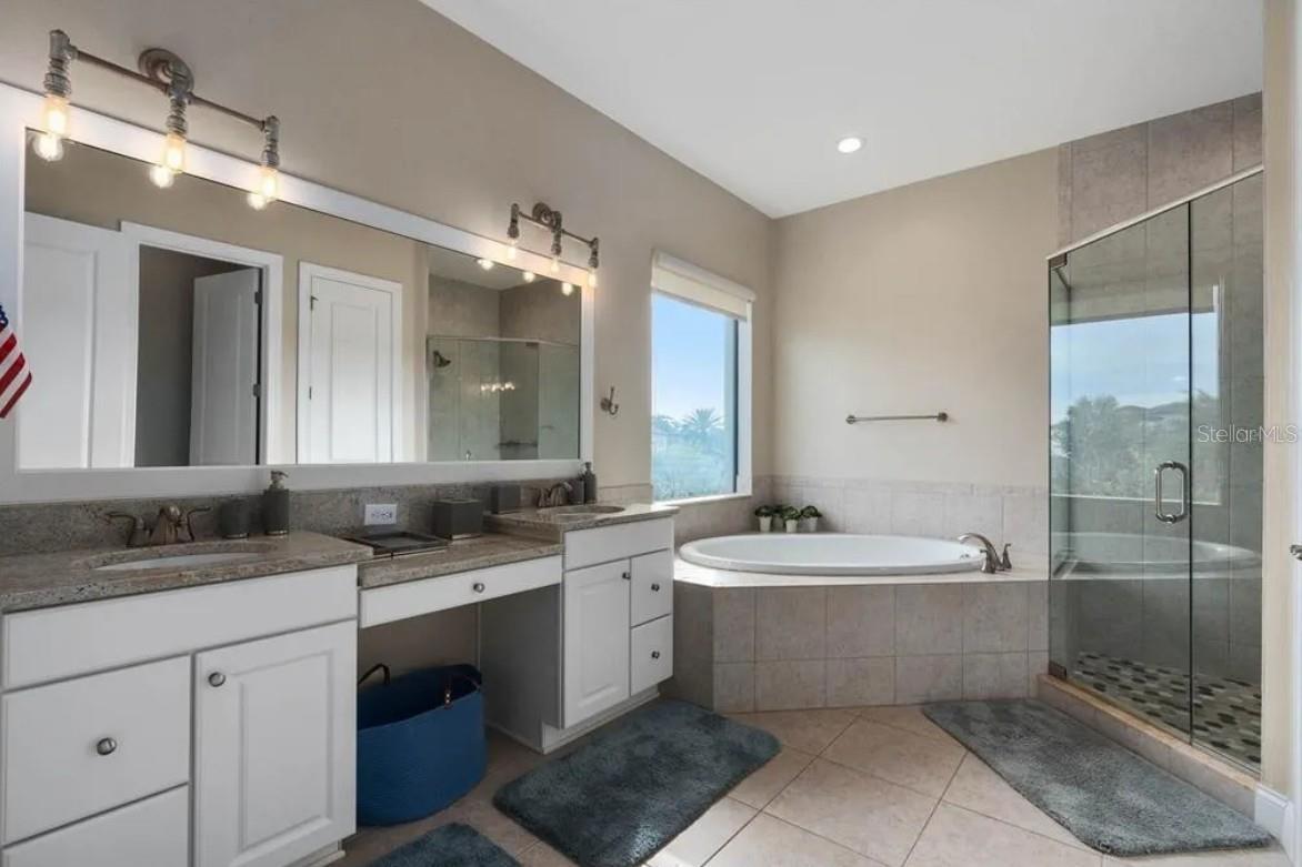 4302 Isabella Cir Property Photo 41