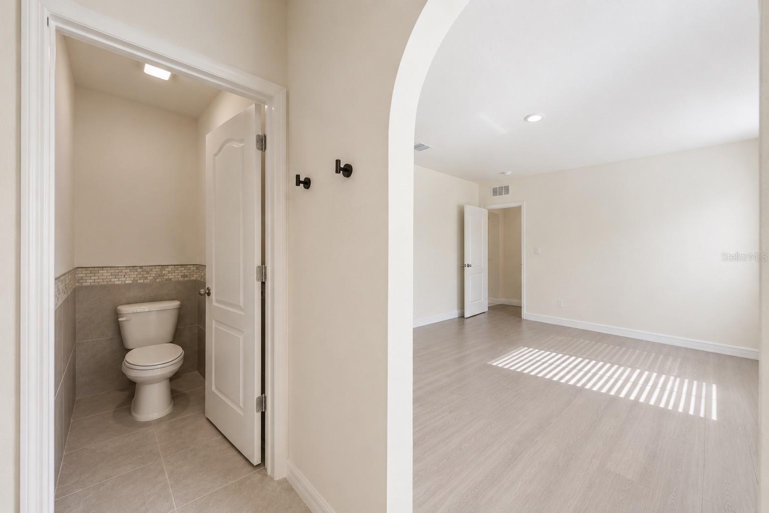 2694 Neverland Dr Property Photo 28