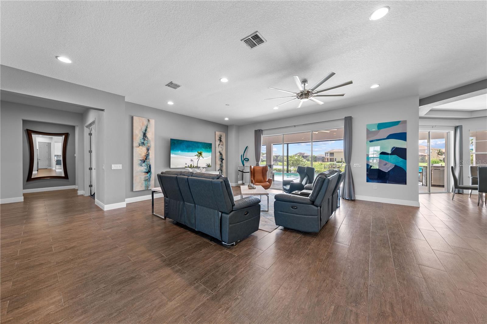 840 Spinnaker Way Property Photo 8