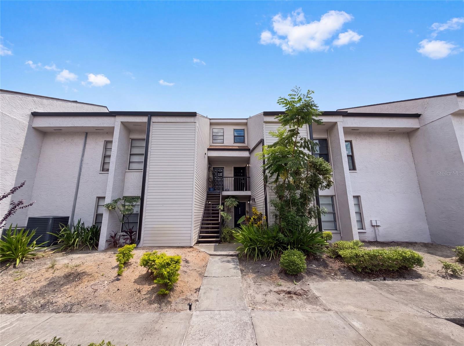 4747 PURITAN CIR #523