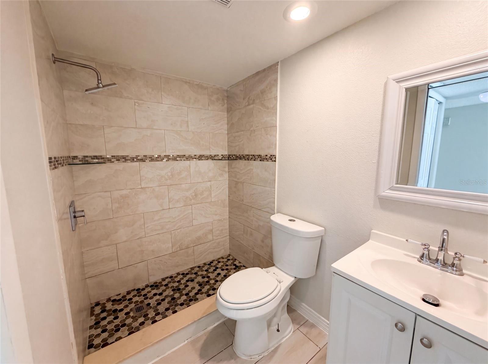 4747 Puritan Cir #523 Property Photo 8