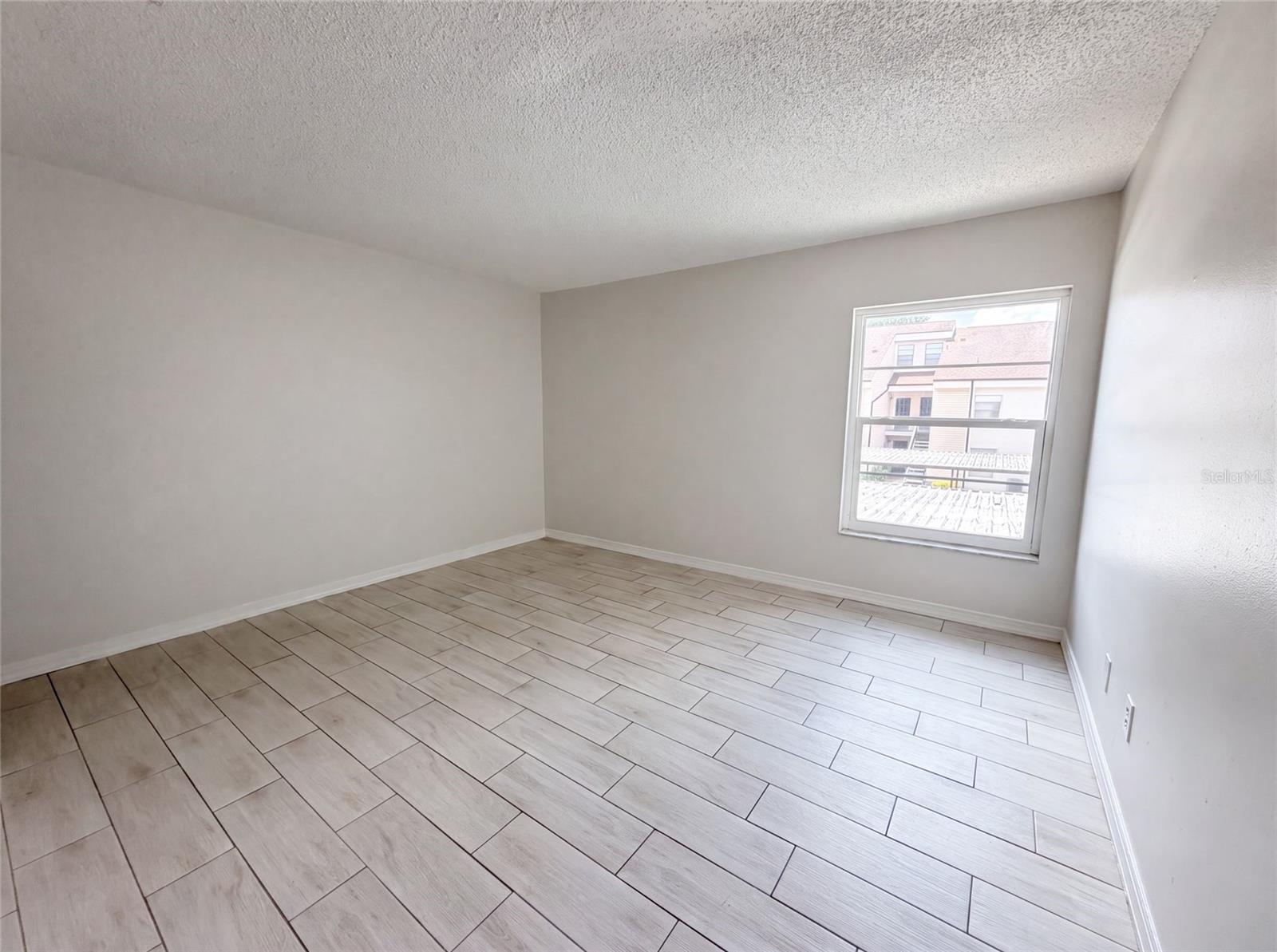 4747 Puritan Cir #523 Property Photo 10