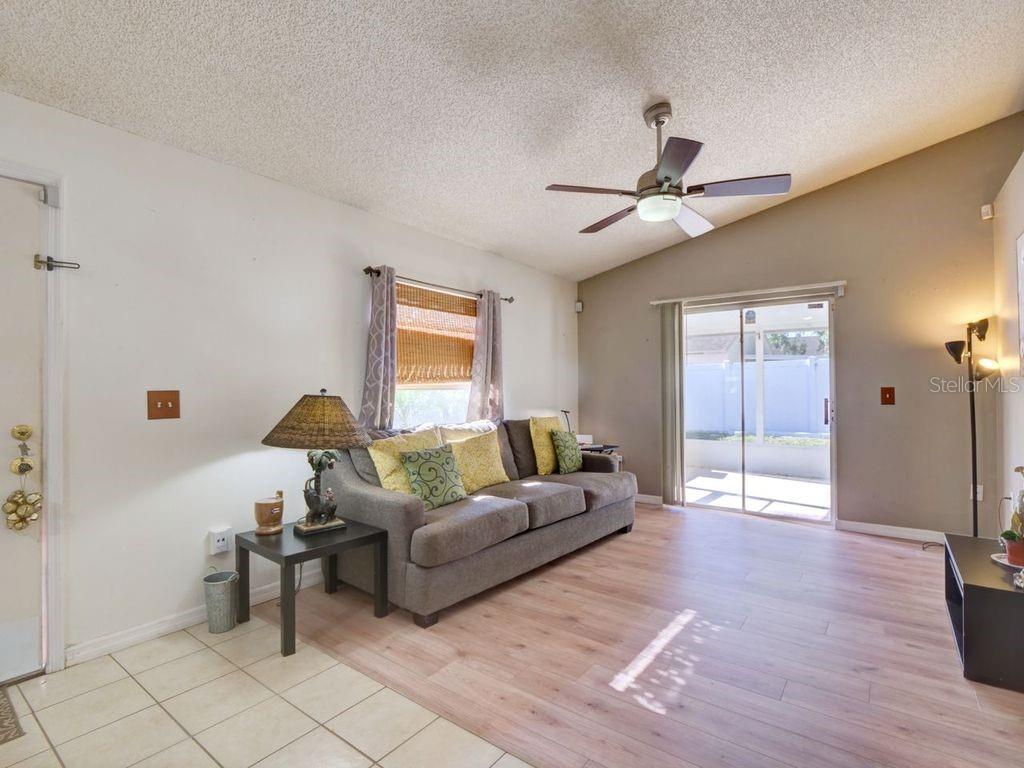 1012 Vista Palma Way Property Photo 4