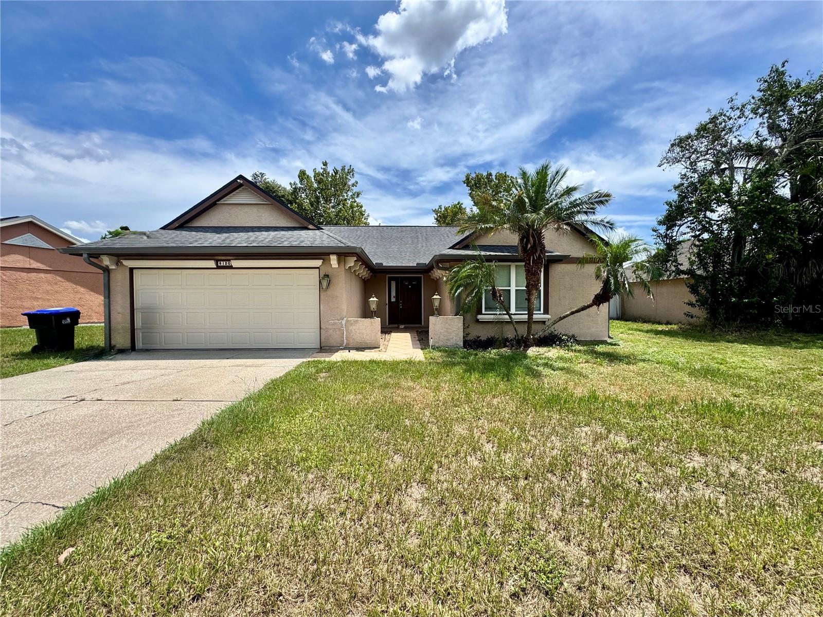 8120 LESIA CIR Property Photo 1