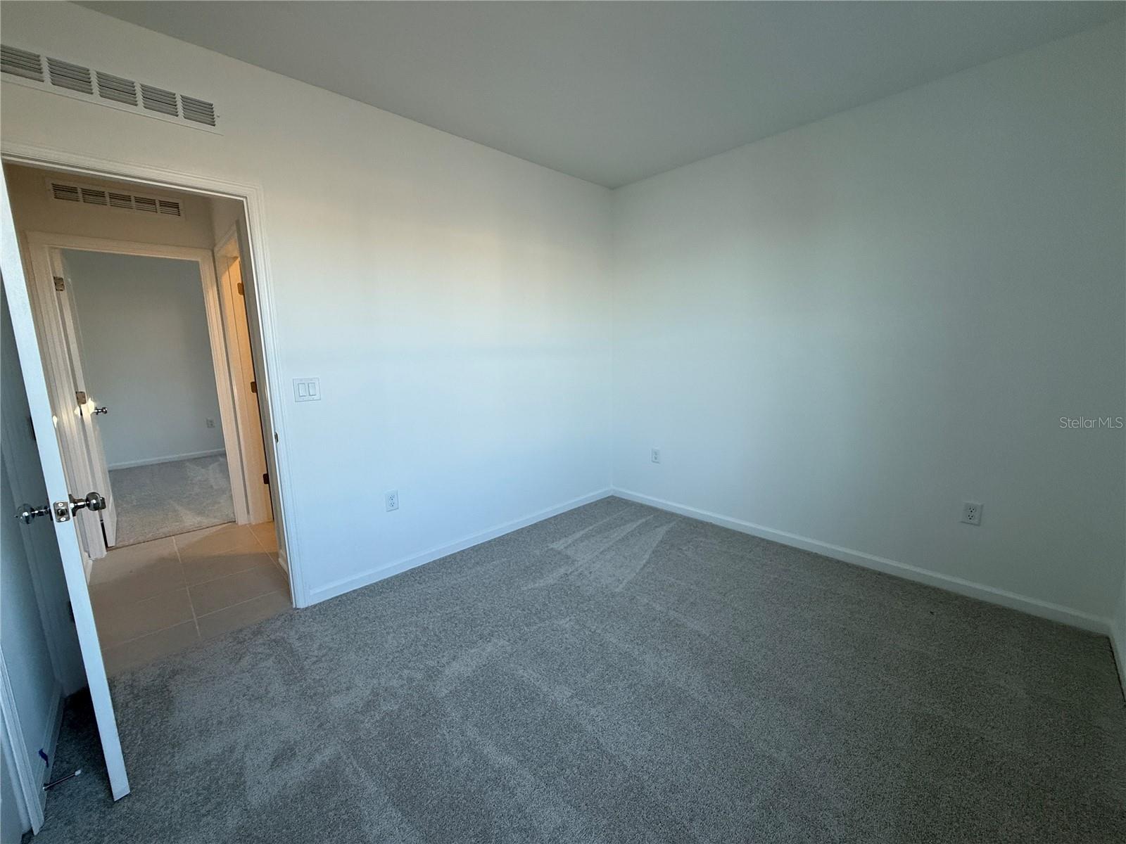 5786 Gingham Dr Property Photo 23