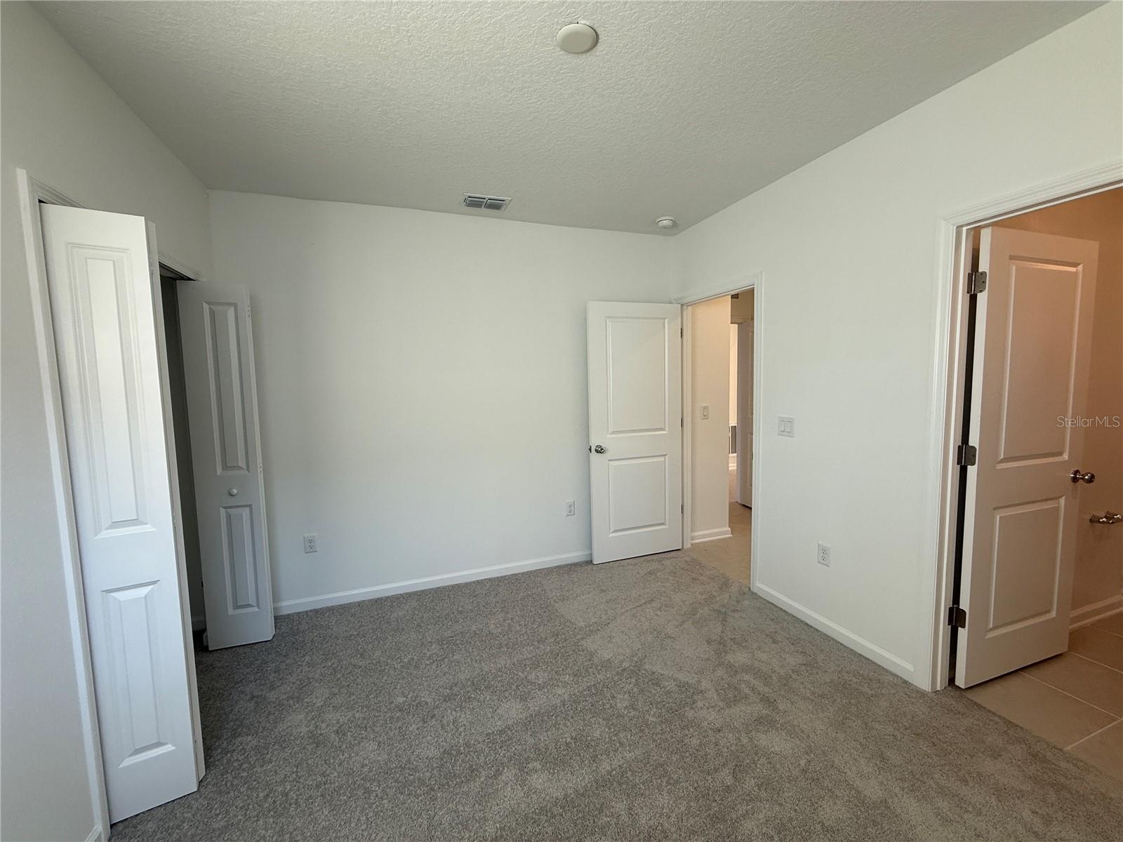 5786 Gingham Dr Property Photo 44