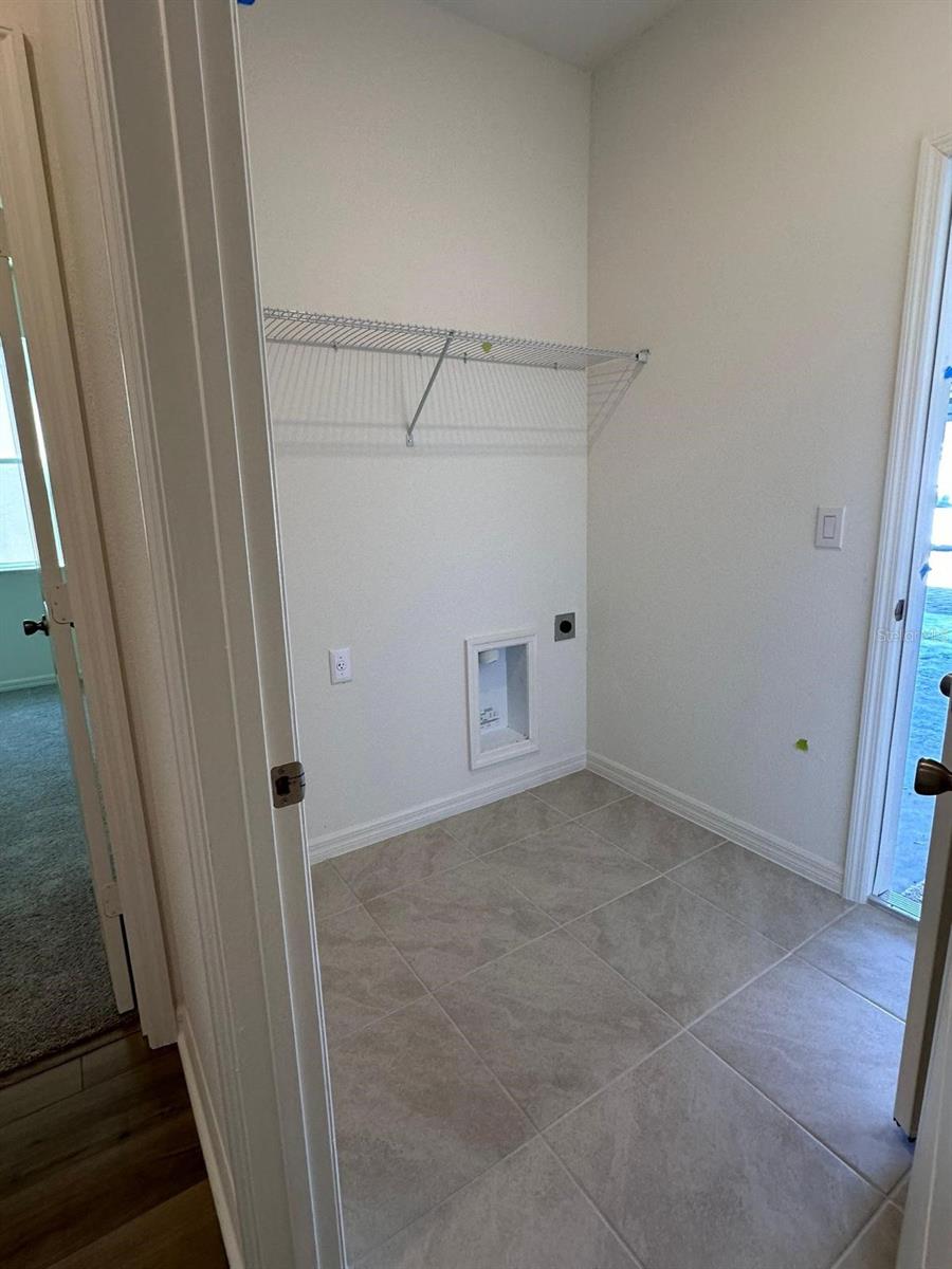 16553 Brook Isle Way Property Photo 6