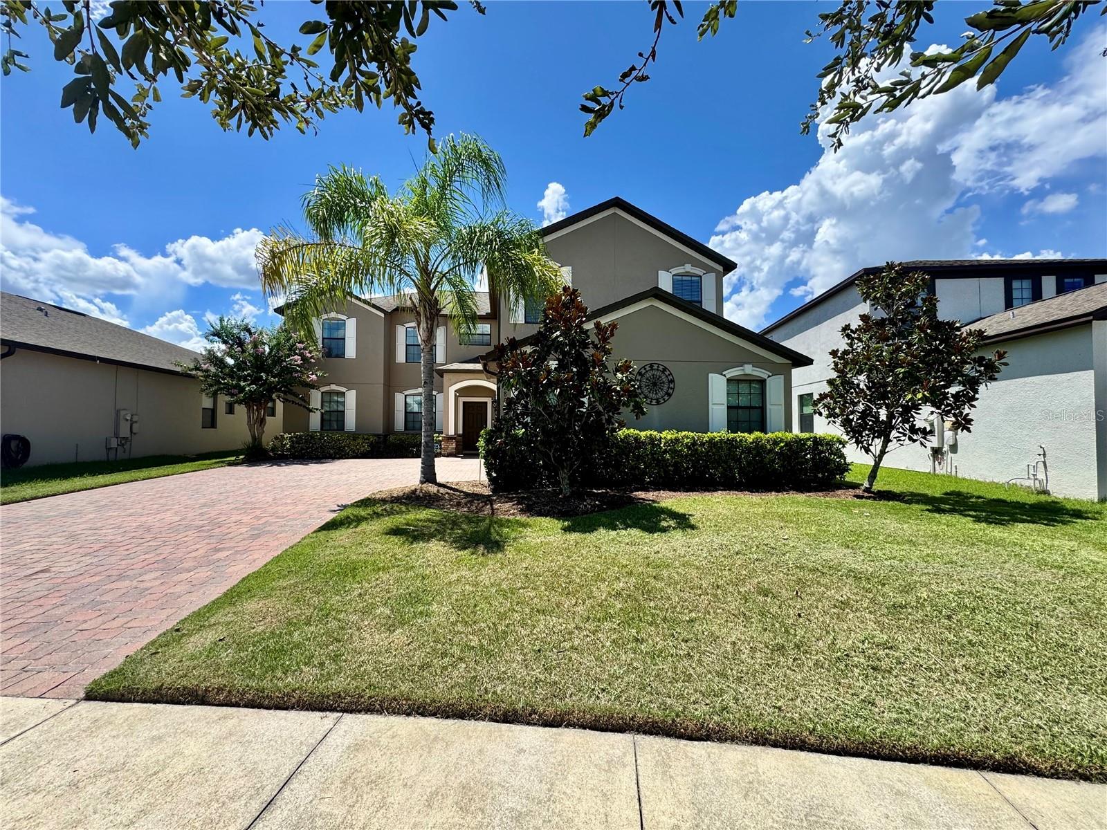 2890 Spring Breeze Way Property Photo 3