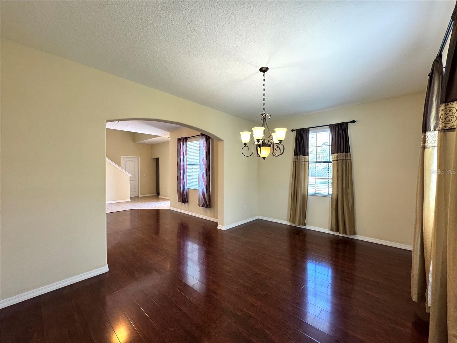 2890 Spring Breeze Way Property Photo 4