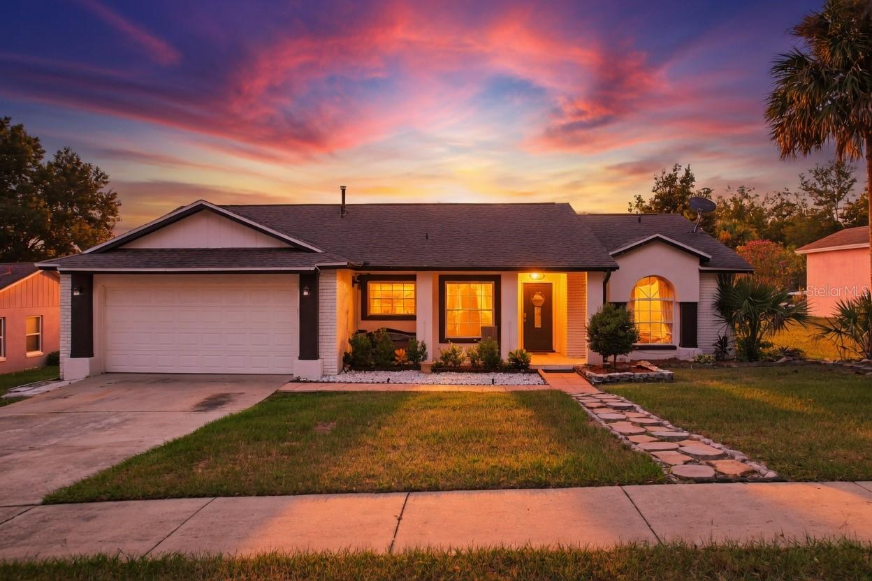 15904 LAKE ORIENTA CT