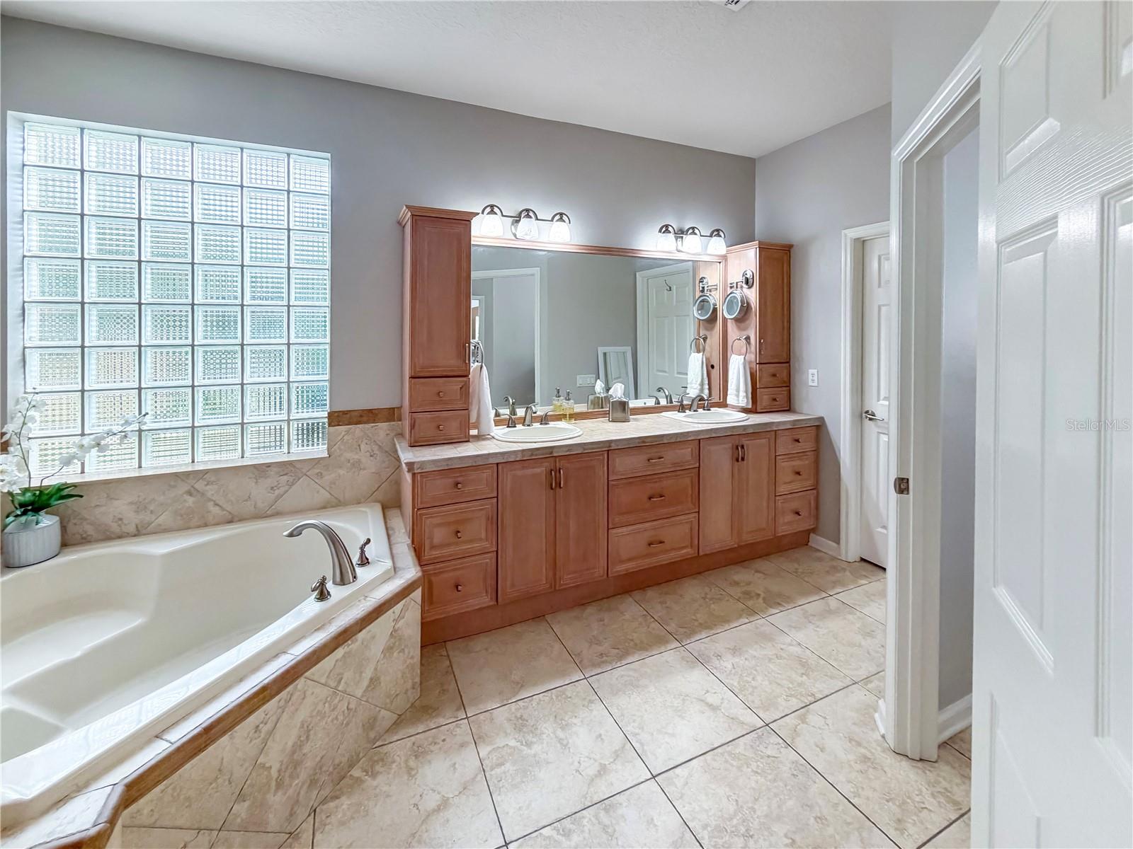 10172 Windermere Chase Blvd Property Photo 53