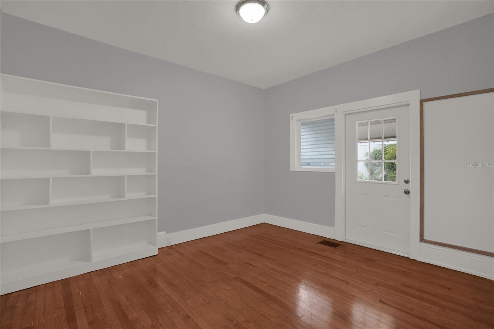 1629 Ferris Ave Property Photo 26